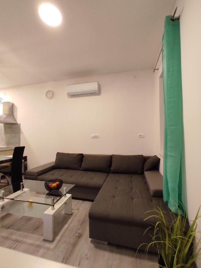Apartment Ravnice Omiš Εξωτερικό φωτογραφία