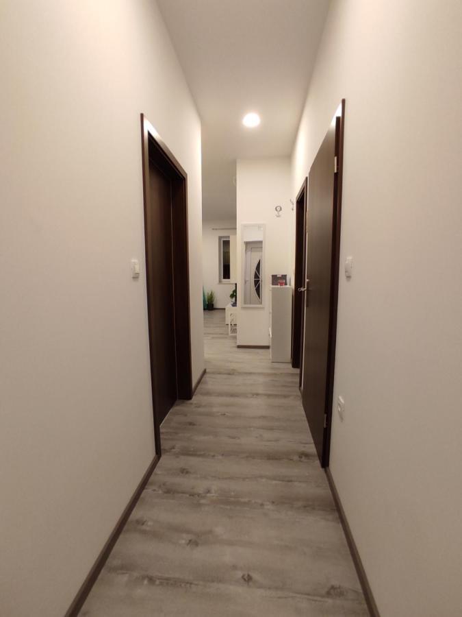 Apartment Ravnice Omiš Εξωτερικό φωτογραφία