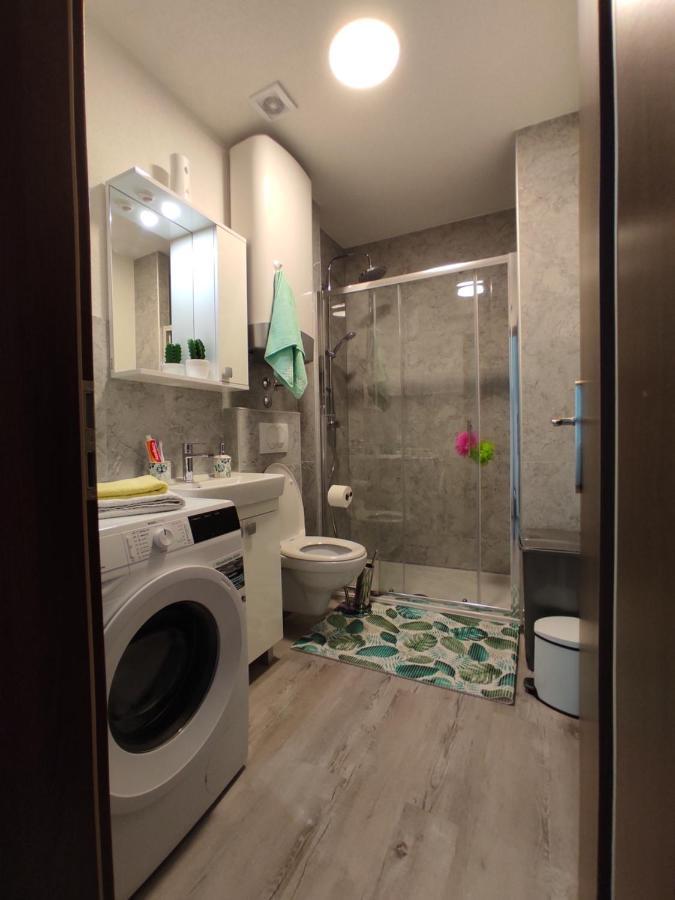 Apartment Ravnice Omiš Εξωτερικό φωτογραφία