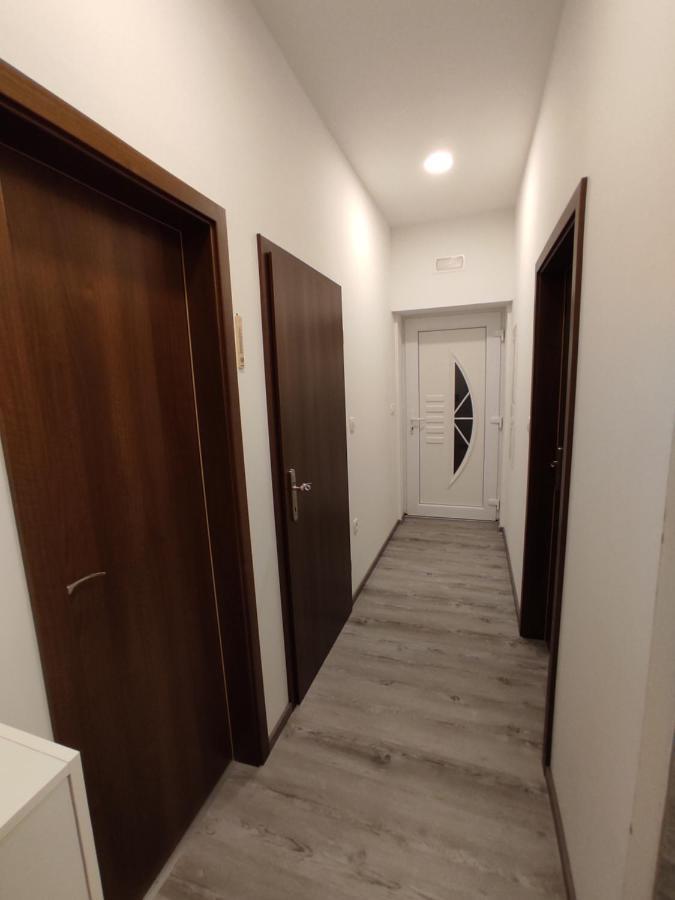 Apartment Ravnice Omiš Εξωτερικό φωτογραφία
