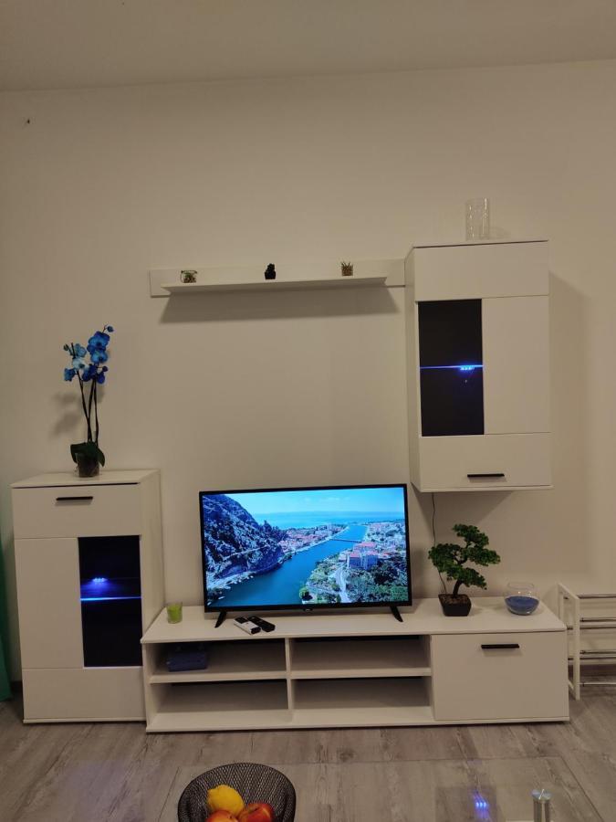 Apartment Ravnice Omiš Εξωτερικό φωτογραφία