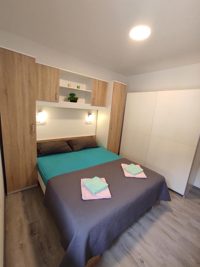 Apartment Ravnice Omiš Εξωτερικό φωτογραφία